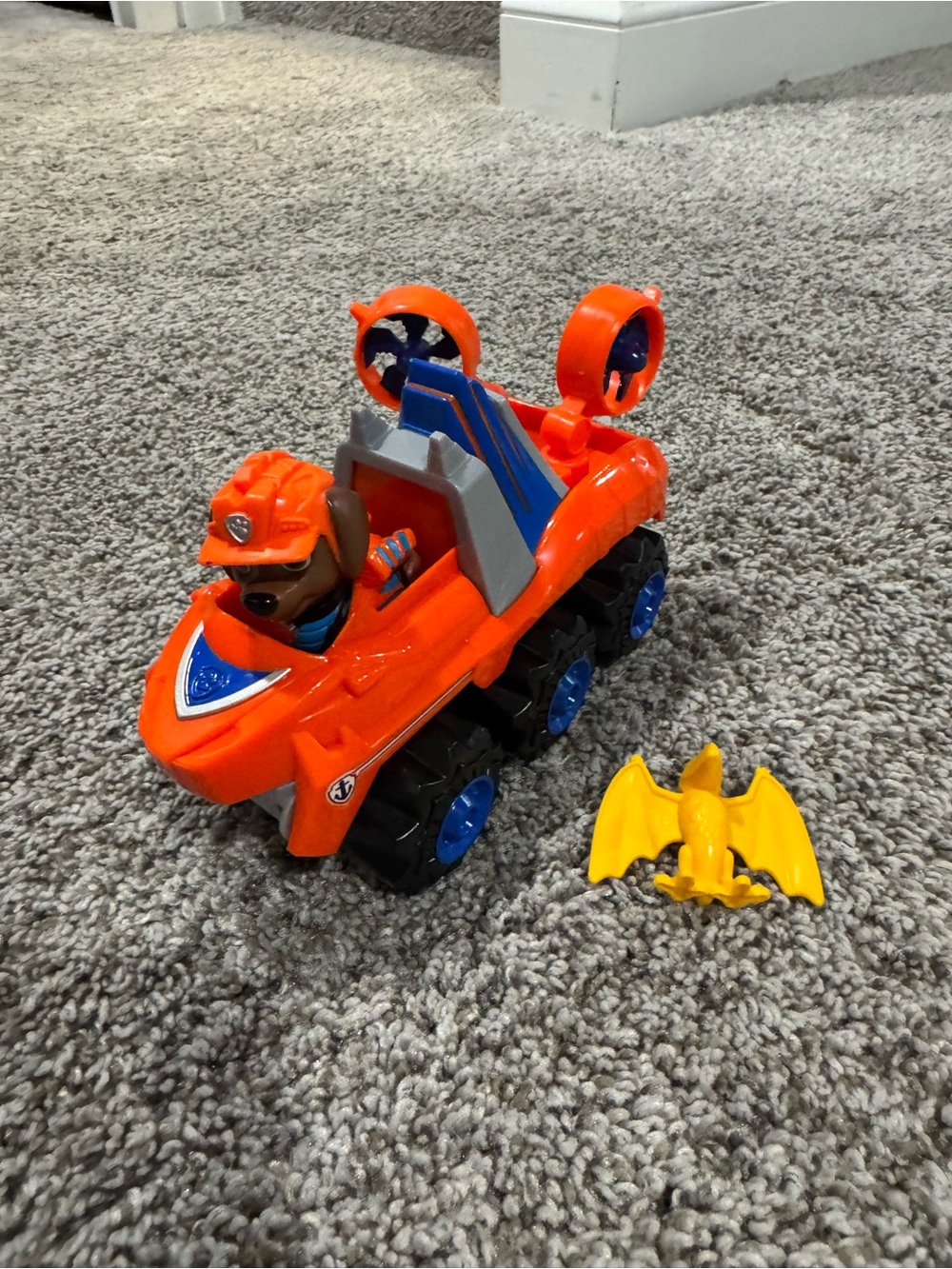 Paw Patrol Zuma Dino Rescue Deluxe Vehicle